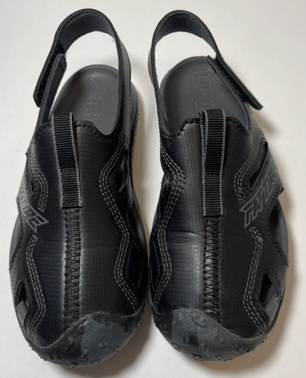 Under Armour Youth Boy's Fat Tire Defender Sandals Size: 13K Kids